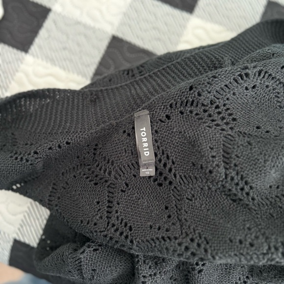 Women’s Torrid Elegant Black Women's Sweater size 1/2 - Picture 3 of 3